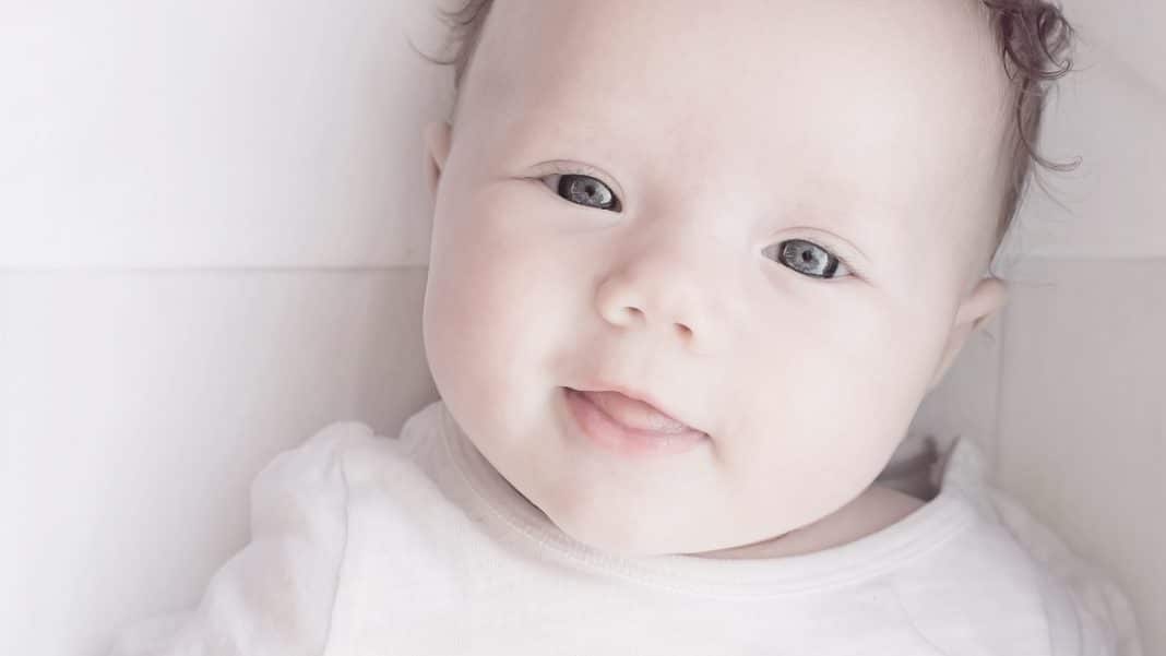 Des conseils pour choisir un lit confortable pour votre bébé